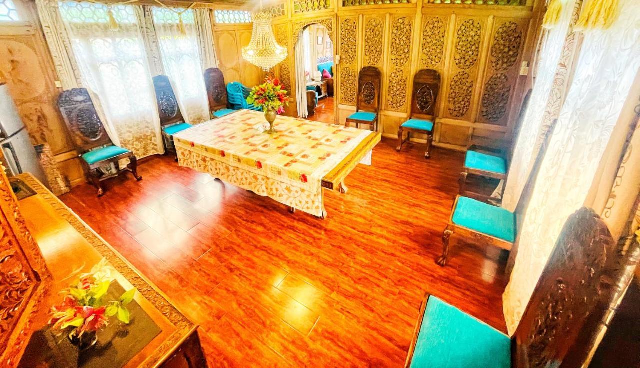 Shabnam Group Of Houseboats Hotel Srinagar  Ngoại thất bức ảnh